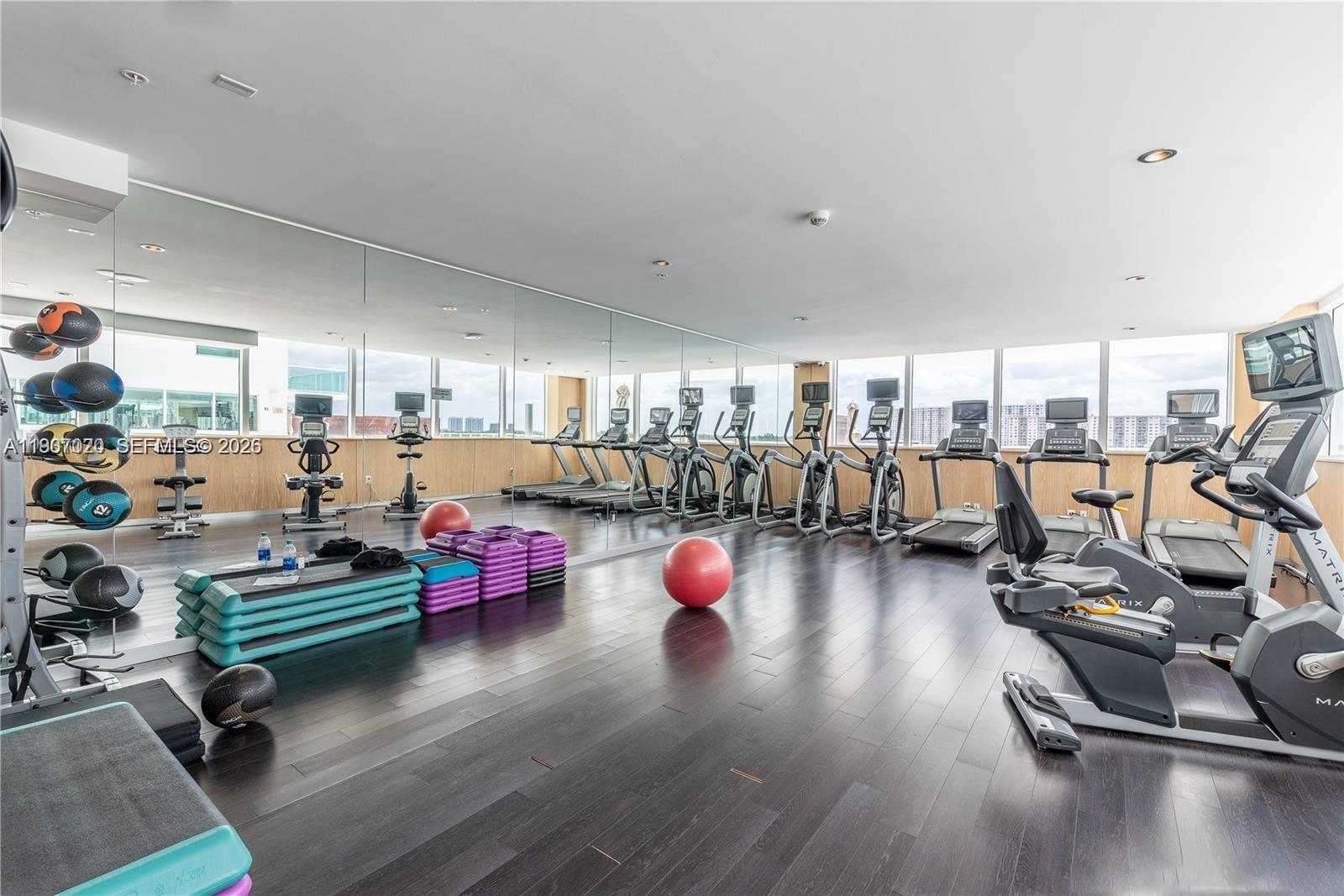 400 Sunny Isles Boulevard