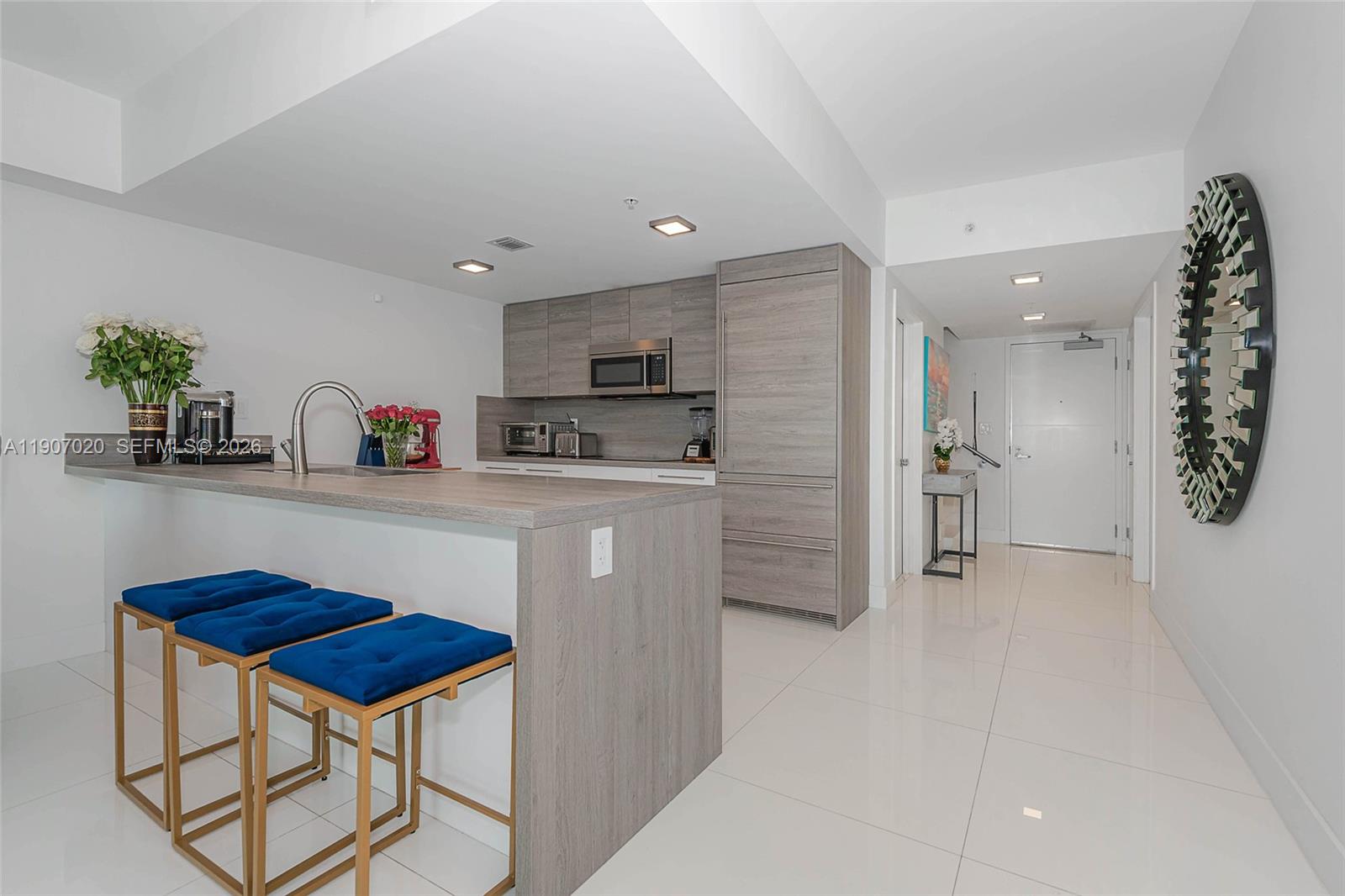 400 Sunny Isles Boulevard