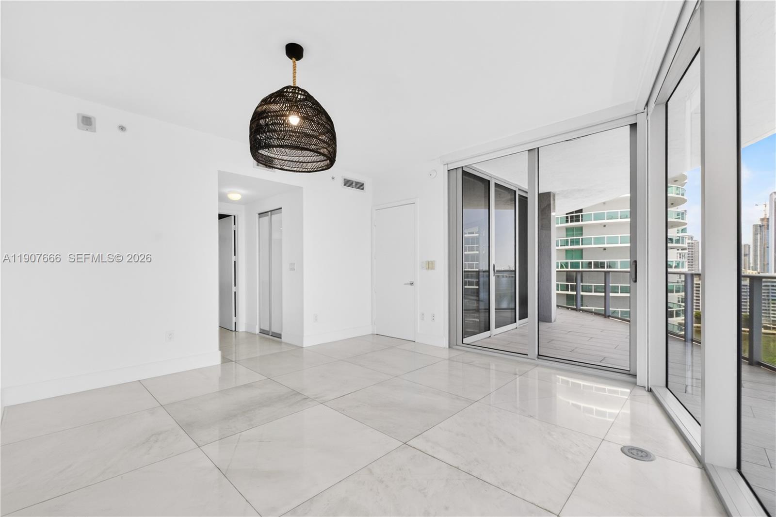 488 NE 18th Street