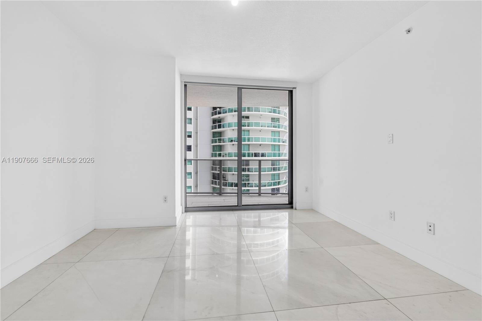488 NE 18th Street