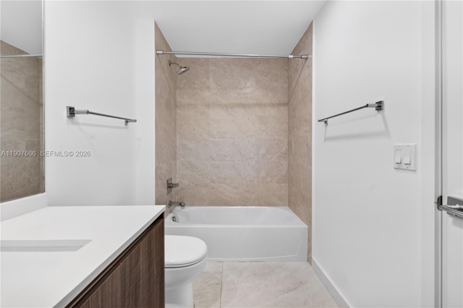 488 NE 18th Street