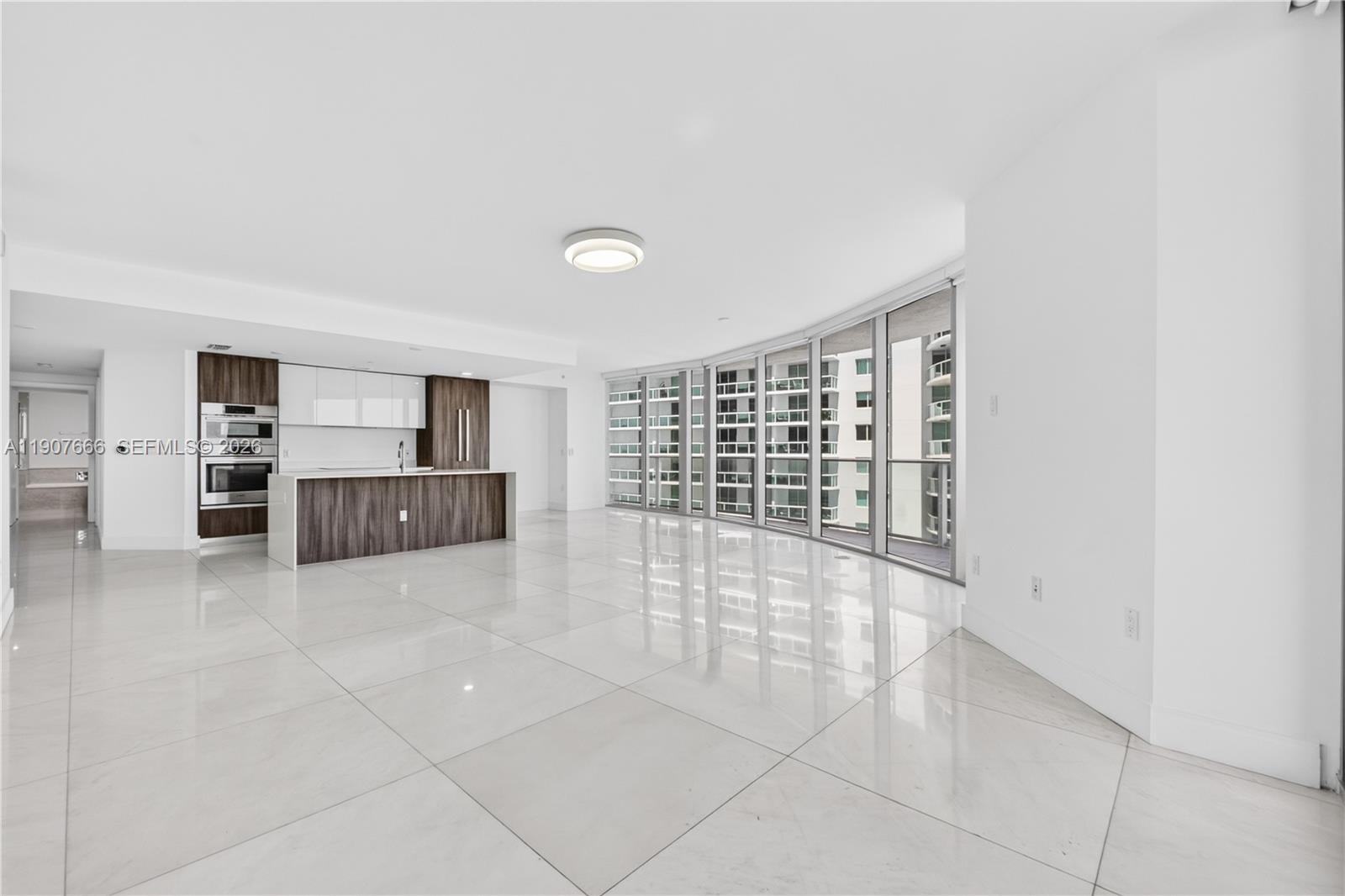 488 NE 18th Street