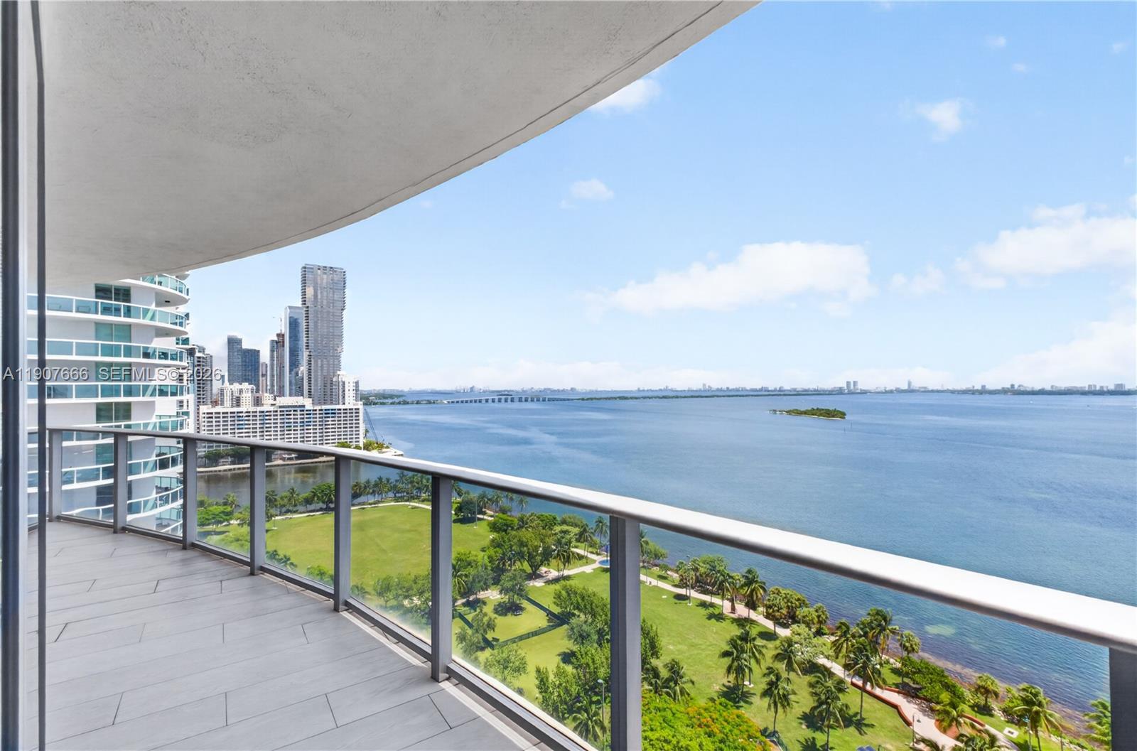 488 NE 18th Street
