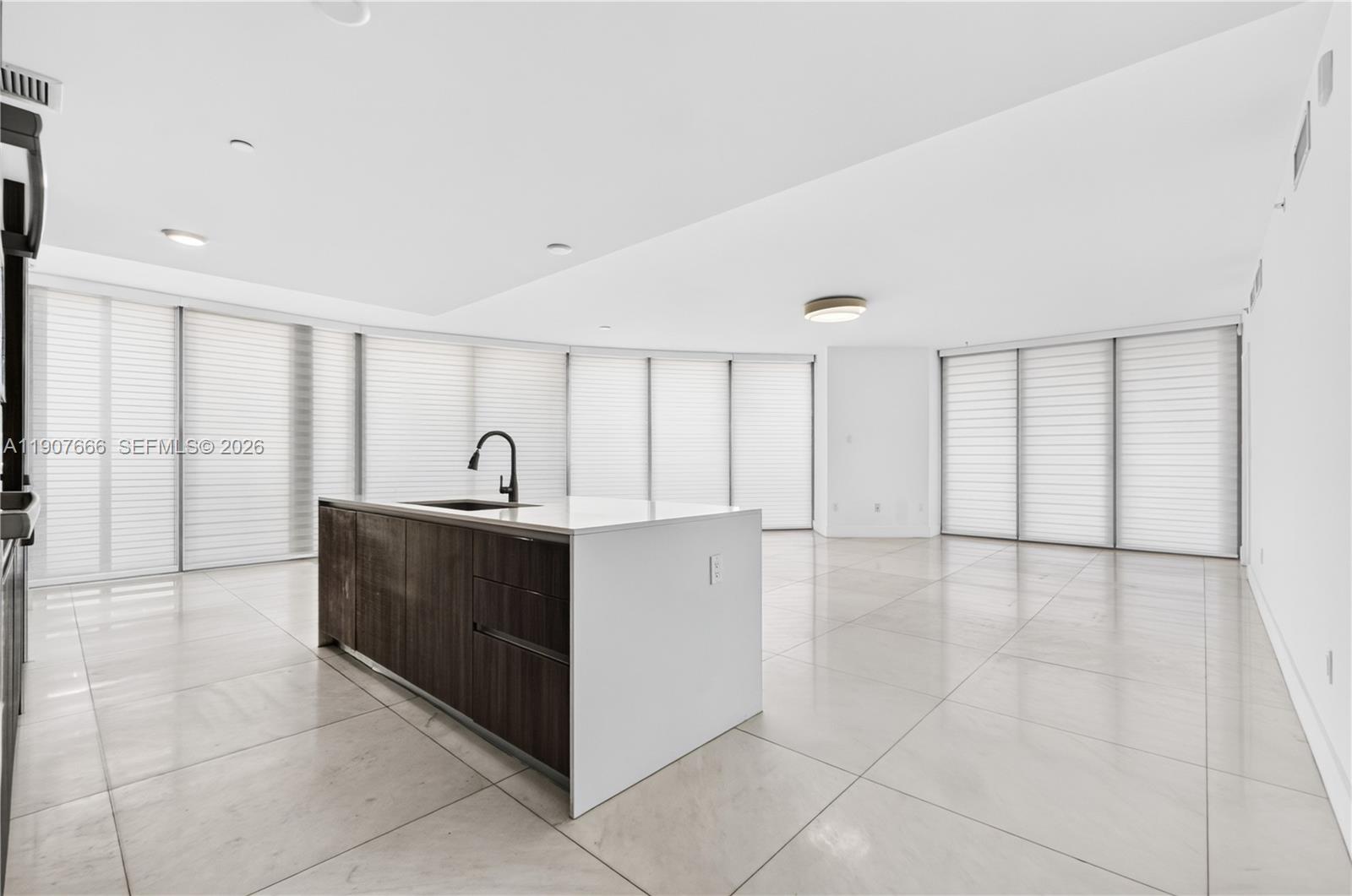 488 NE 18th Street
