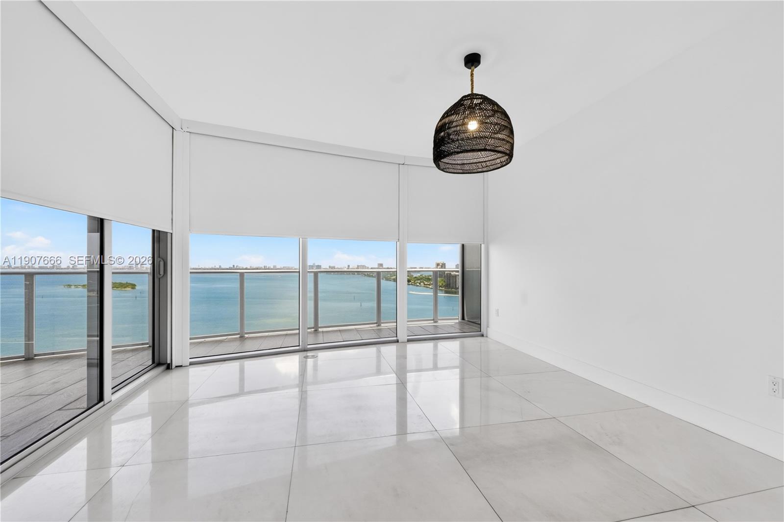 488 NE 18th Street