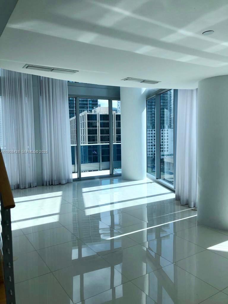 200 Biscayne Boulevard Way