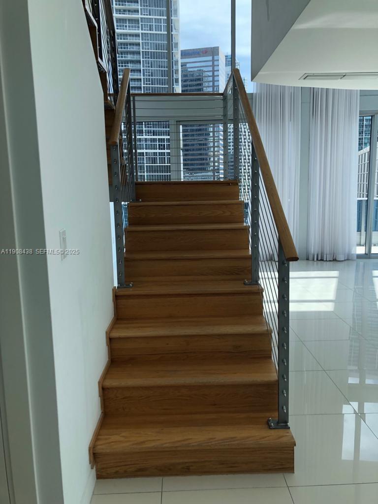 200 Biscayne Boulevard Way