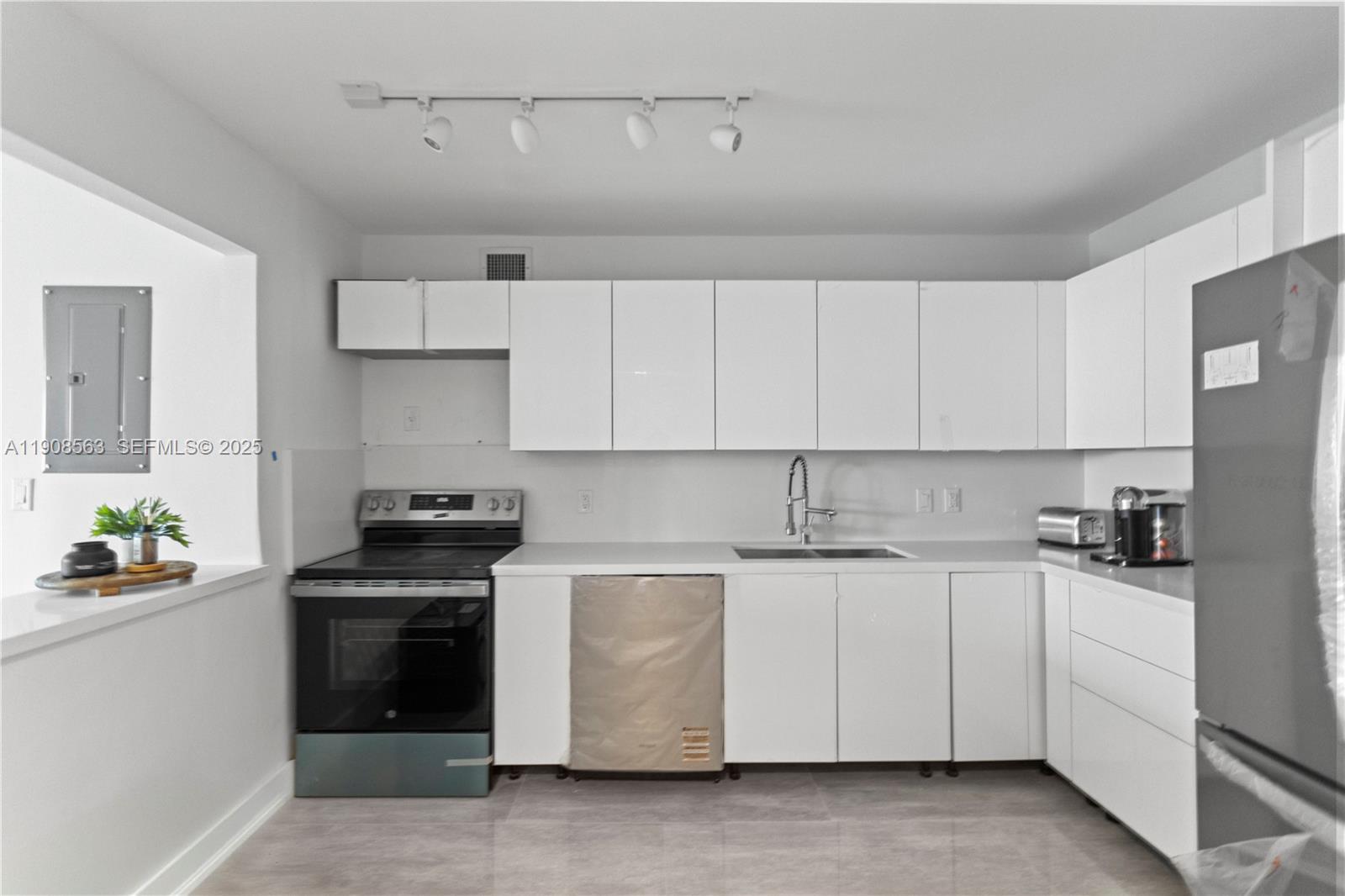 100 Bayview Drive