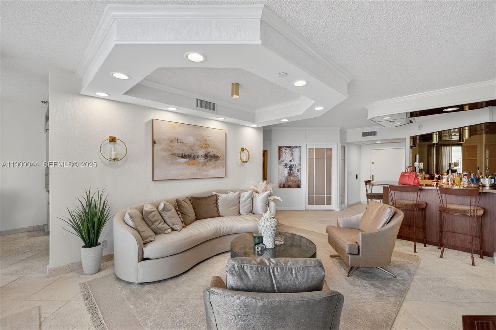 3000 Island Boulevard