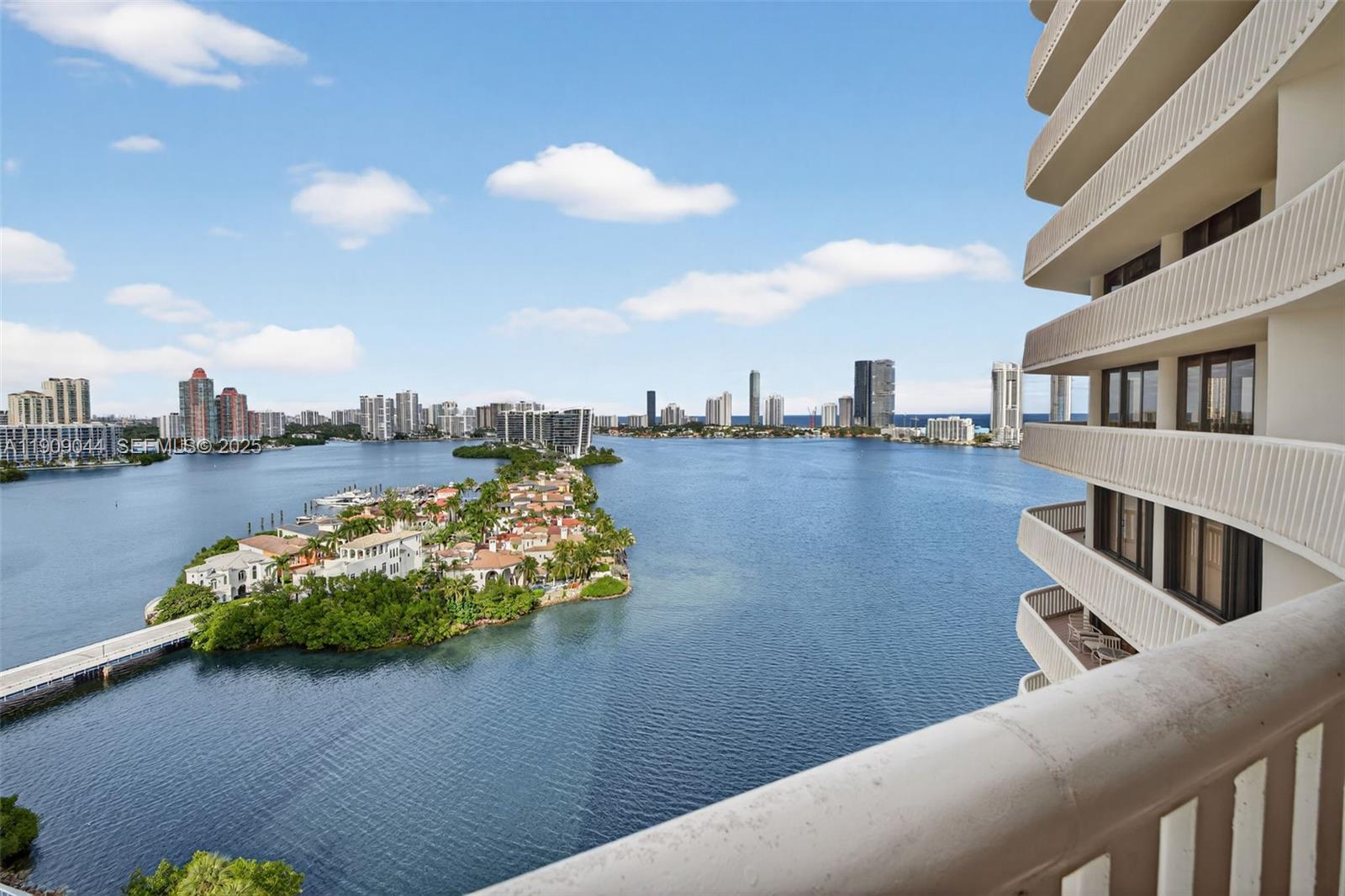 3000 Island Boulevard