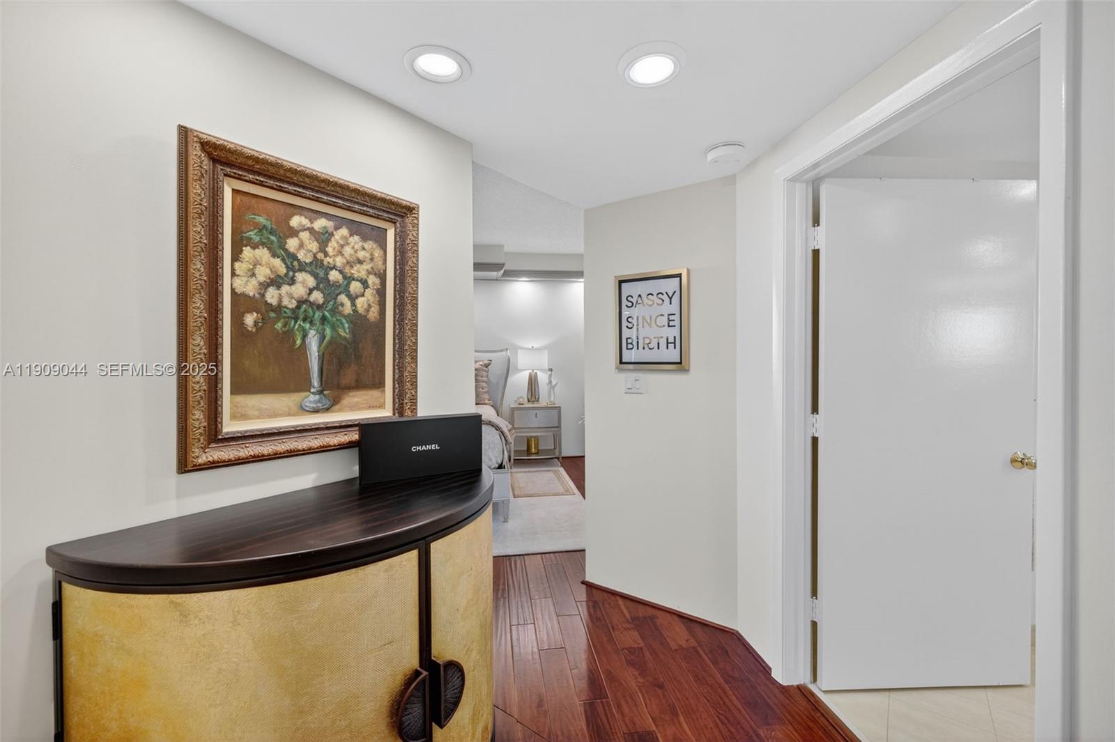 3000 Island Boulevard