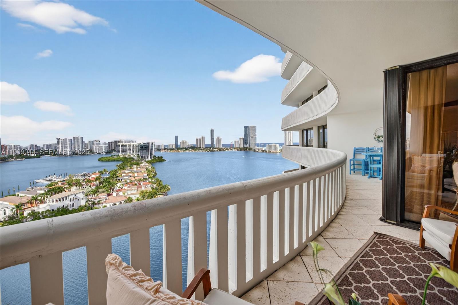 3000 Island Boulevard