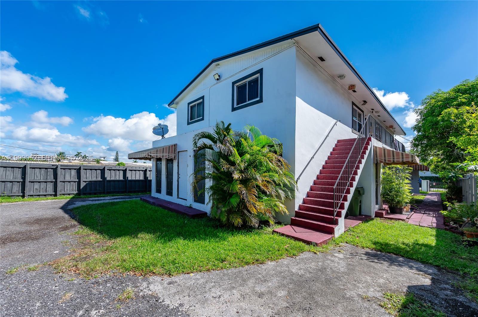 520 SW Krome Terrace