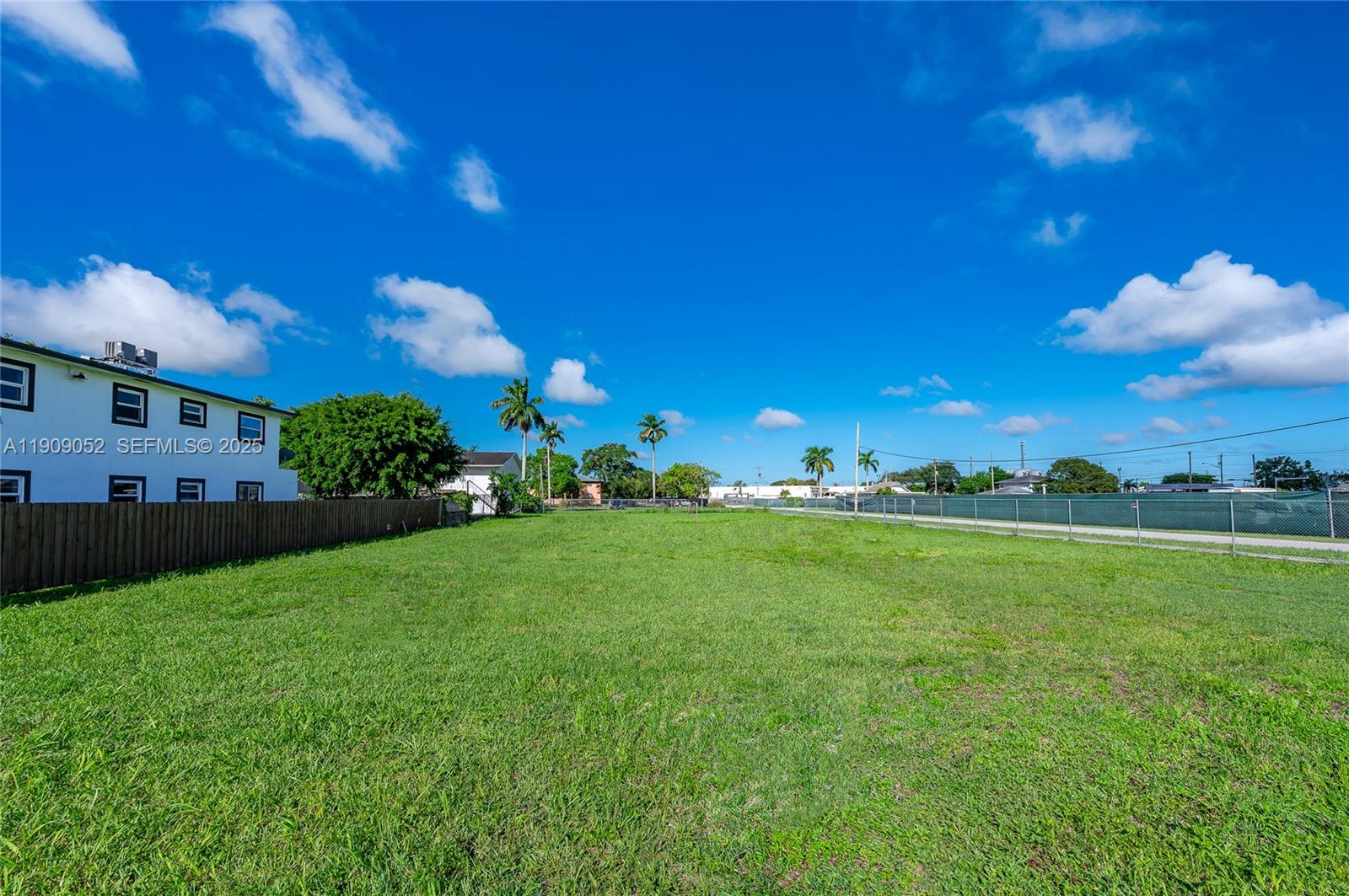 520 SW Krome Terrace