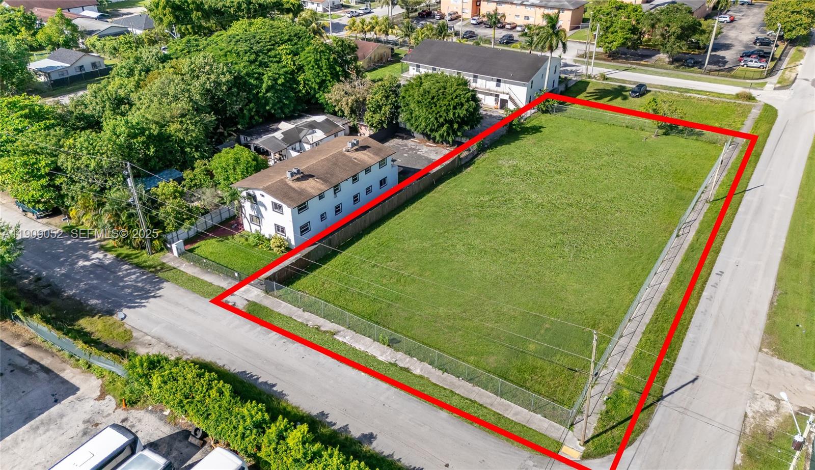520 SW Krome Terrace