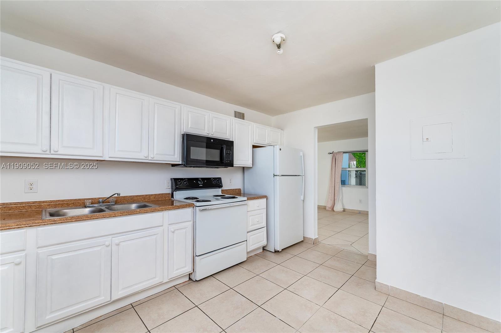 520 SW Krome Terrace