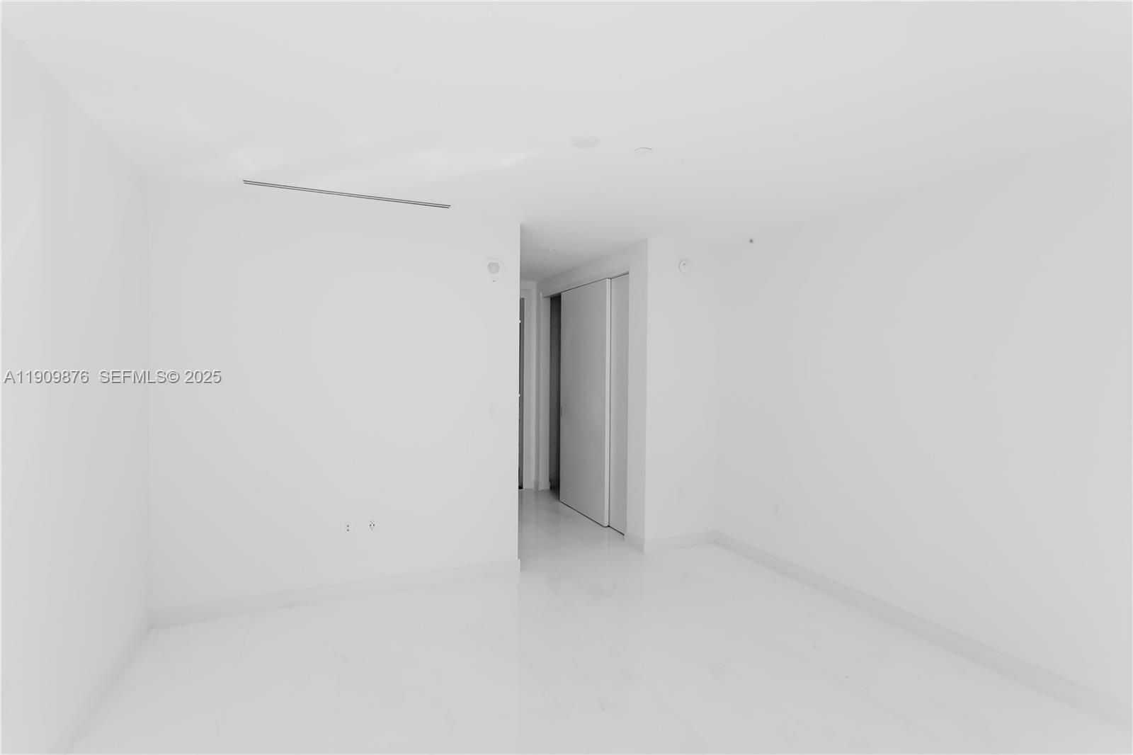 300 Biscayne Blvd Way