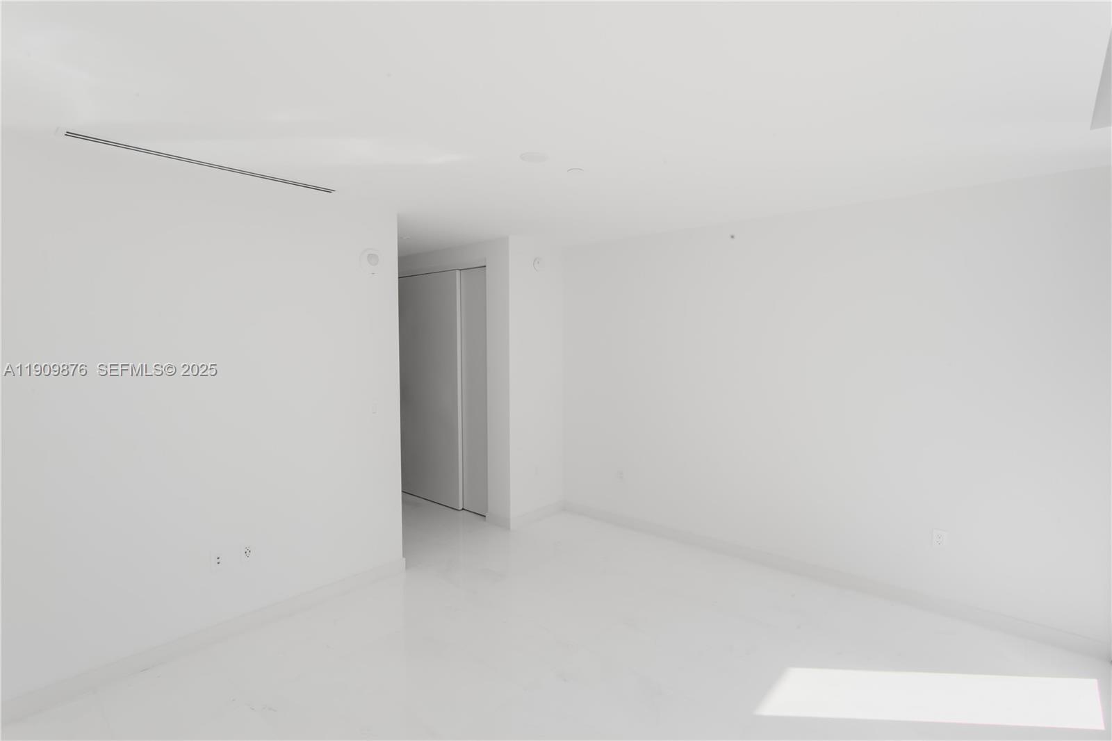 300 Biscayne Blvd Way