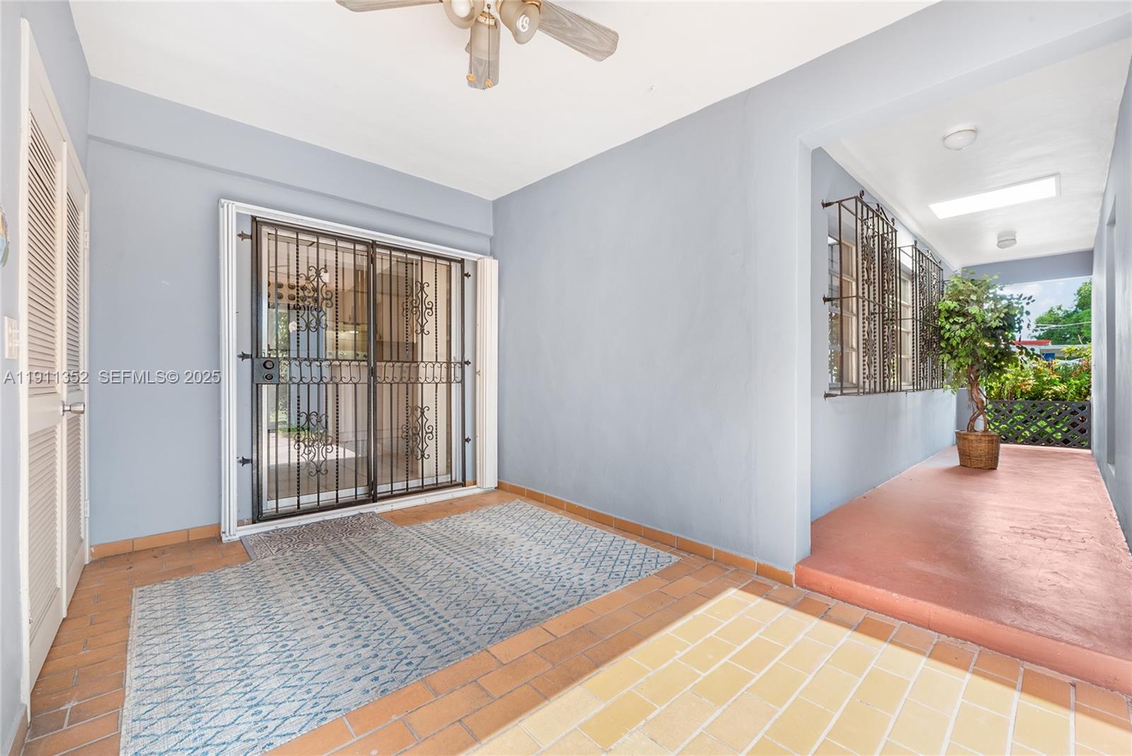 682 W 37th Street