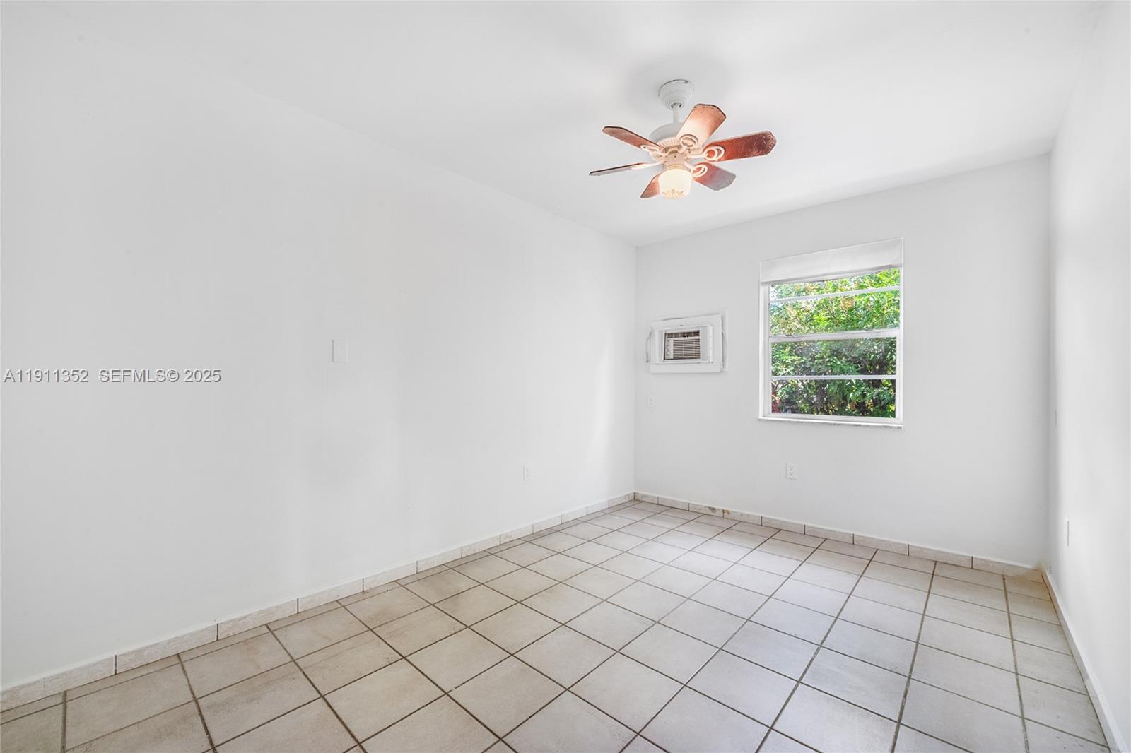 682 W 37th Street