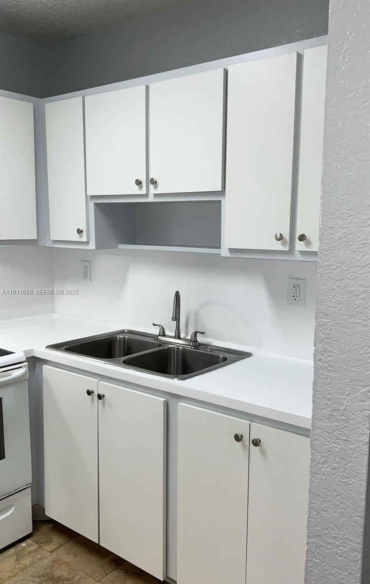 575 W 69th Street