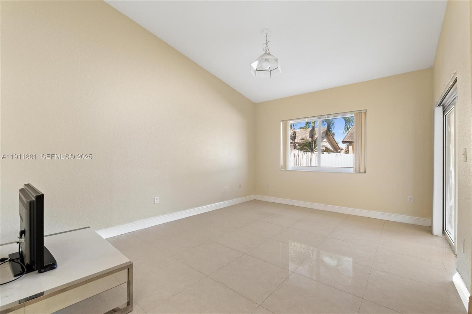 8761 NW 142nd Street