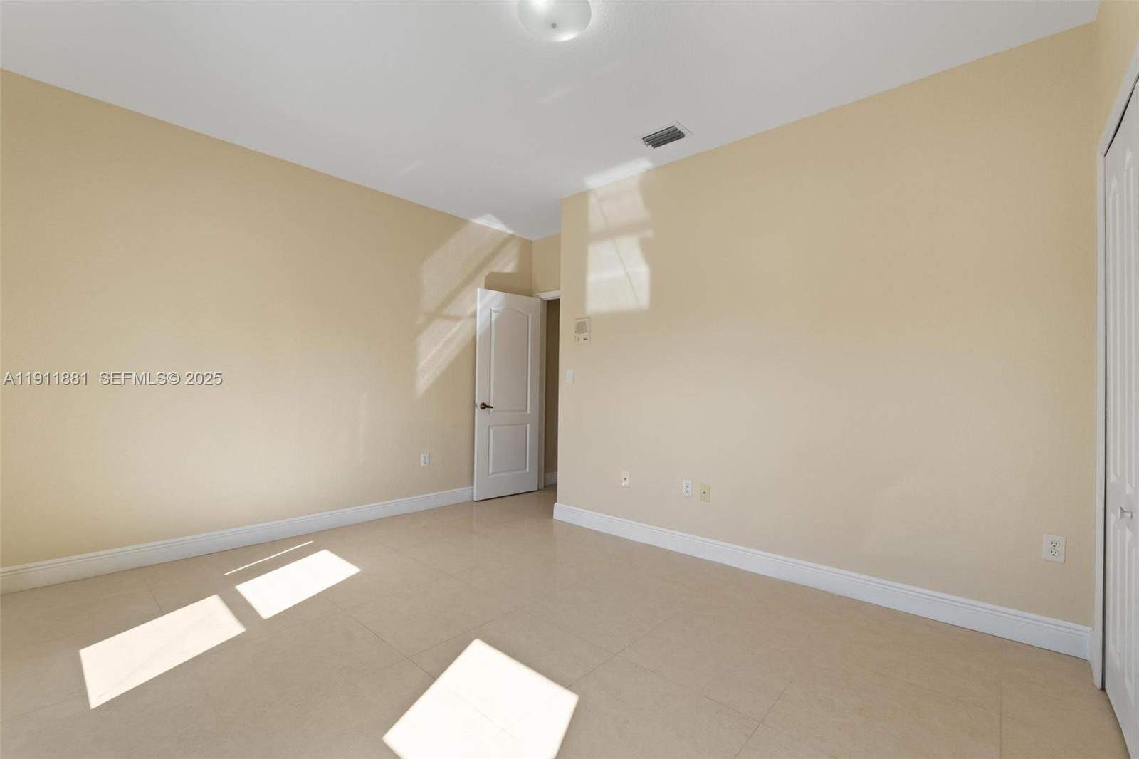 8761 NW 142nd Street