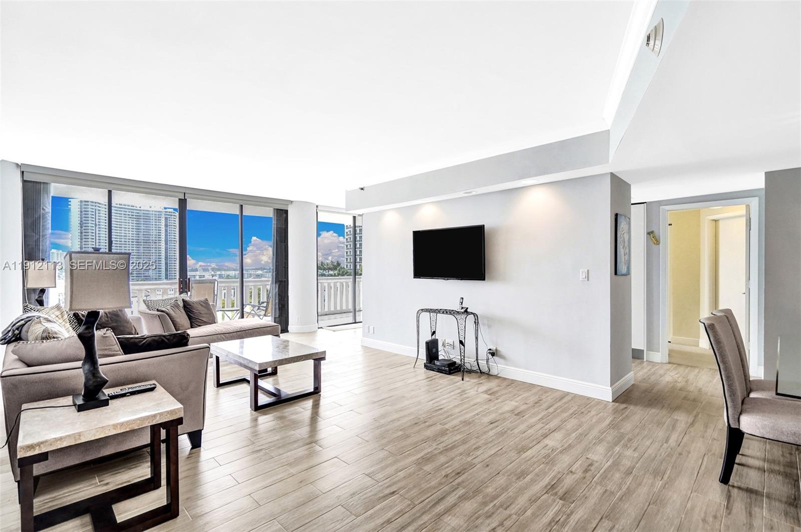 3000 Island Boulevard