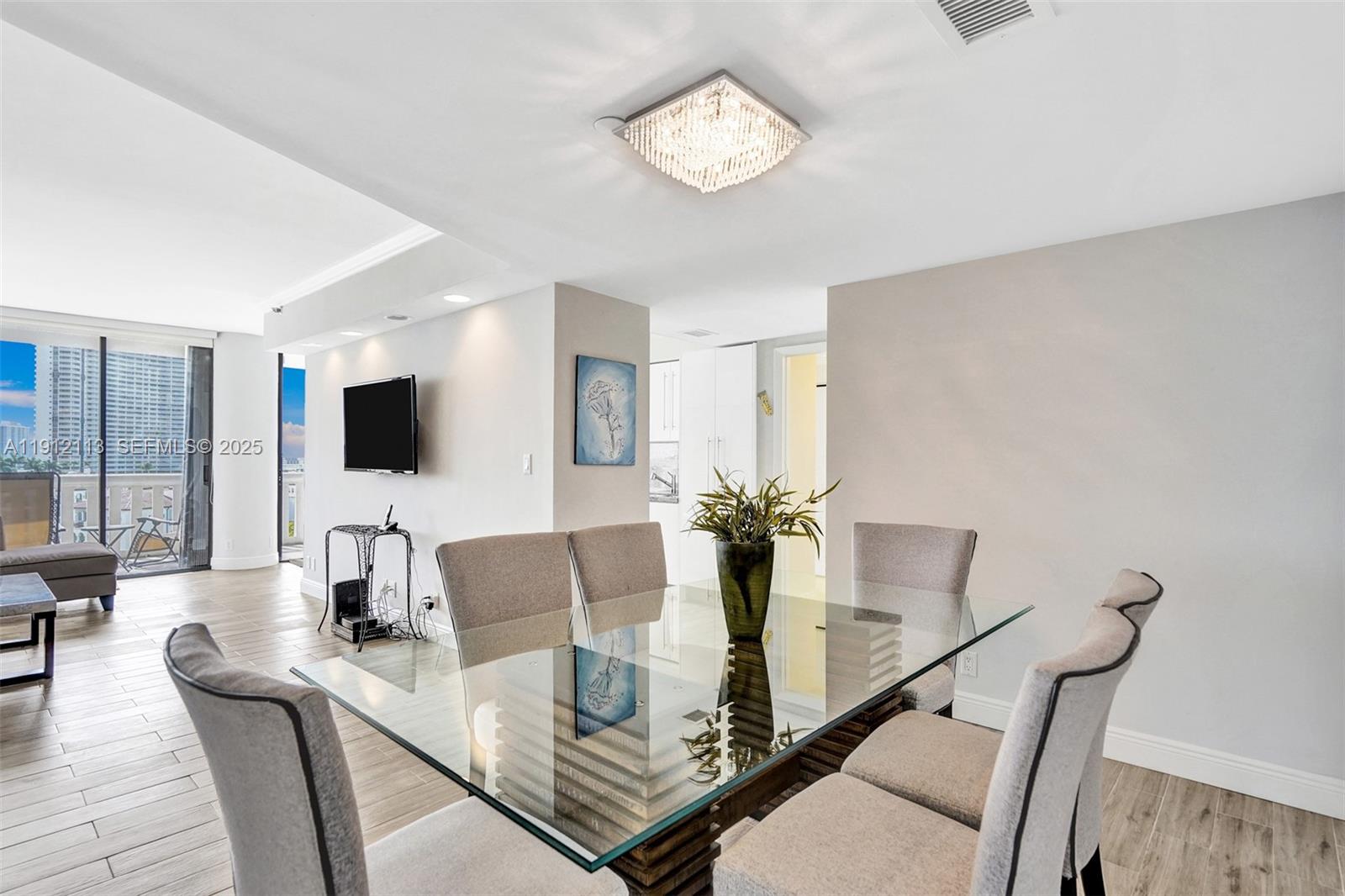 3000 Island Boulevard