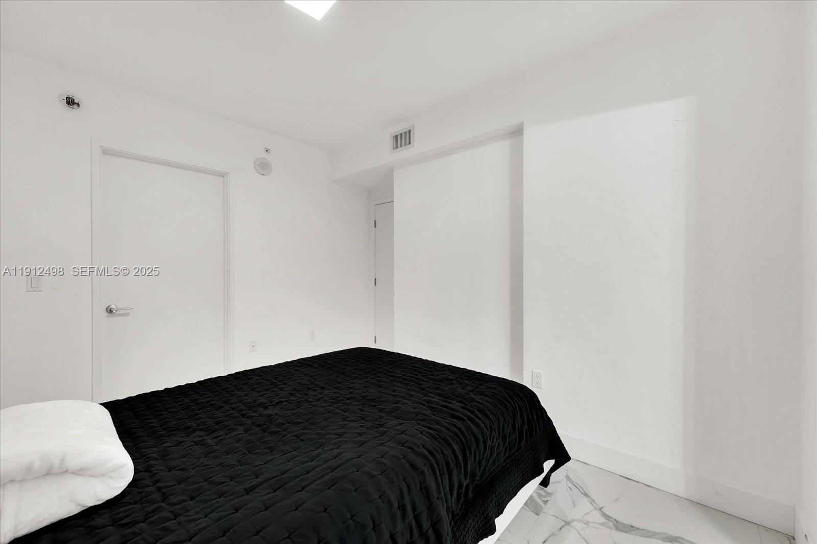 300 Sunny Isles Boulevard