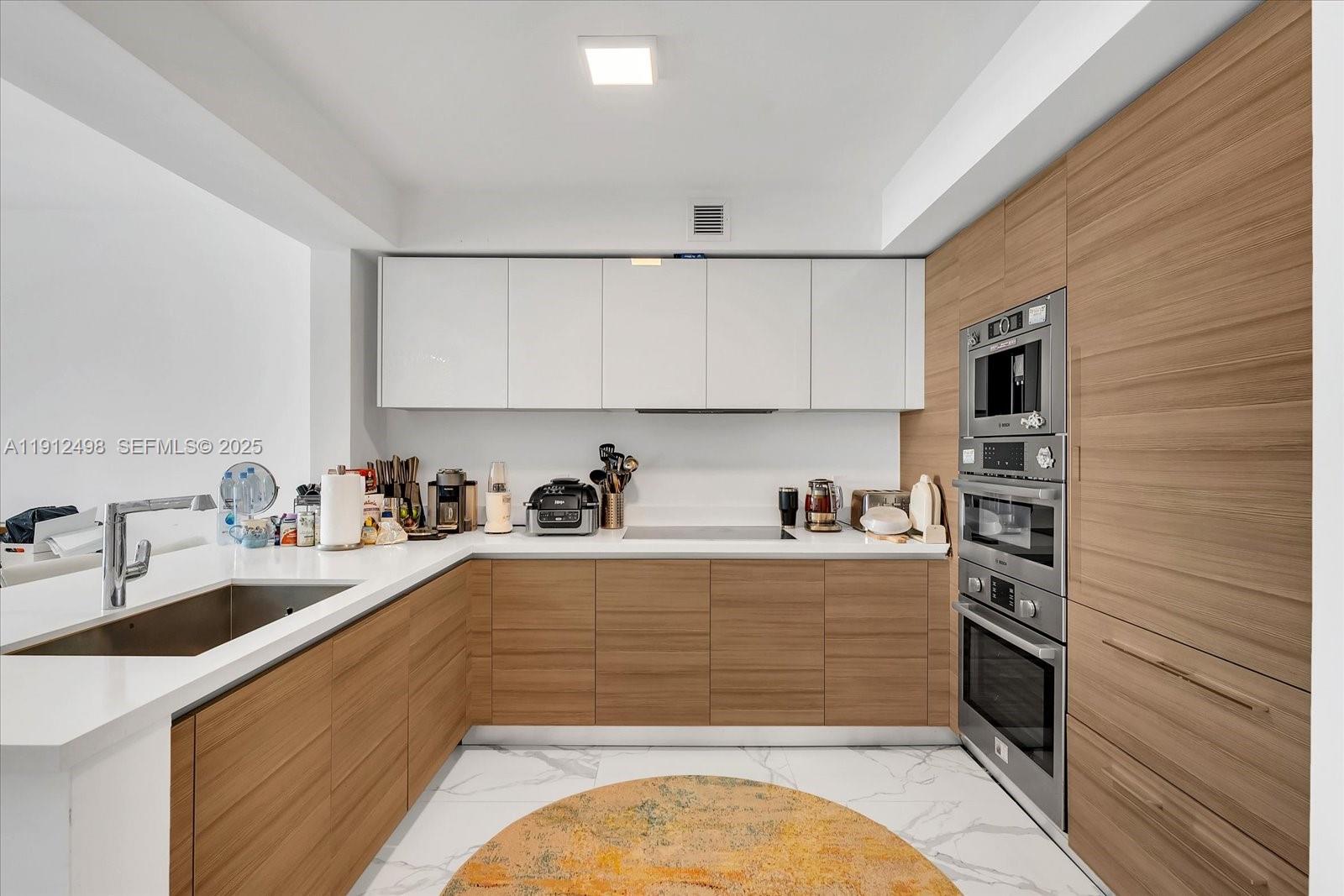 300 Sunny Isles Boulevard