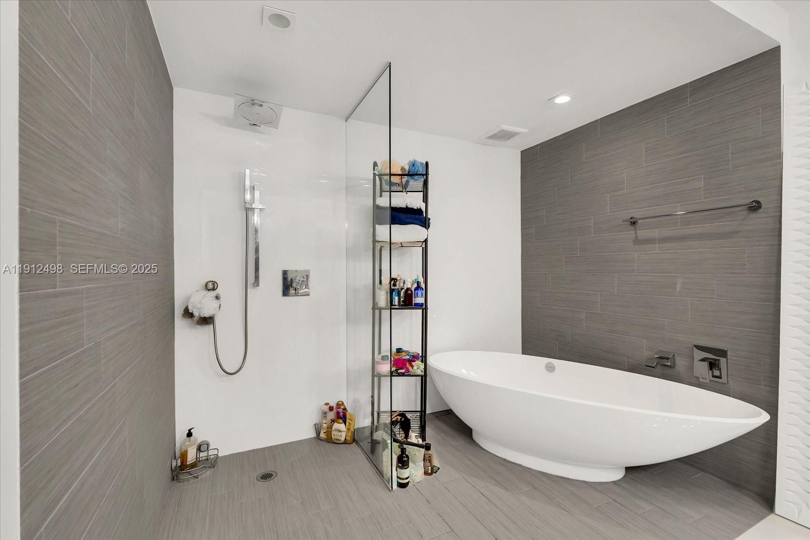 300 Sunny Isles Boulevard