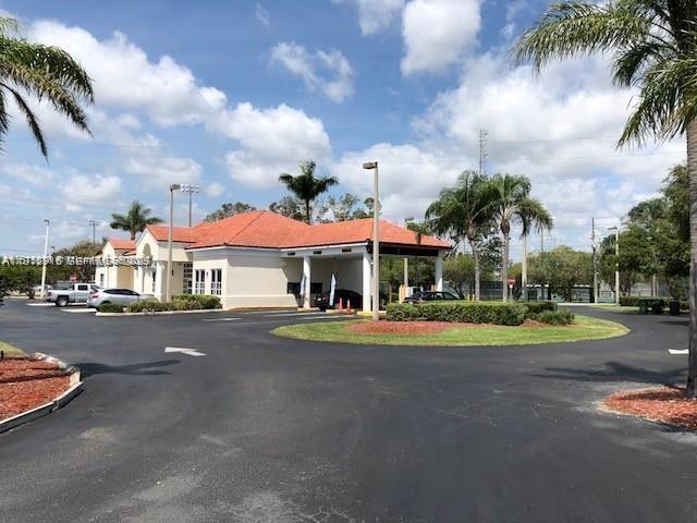 600 N Homestead Boulevard