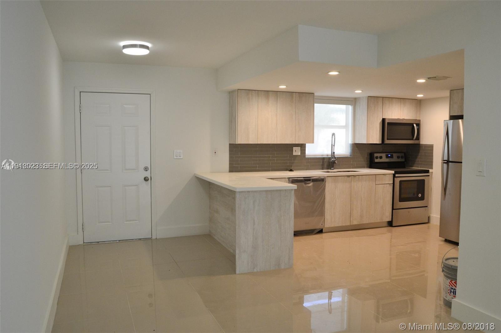 9375 Fontainebleau Boulevard