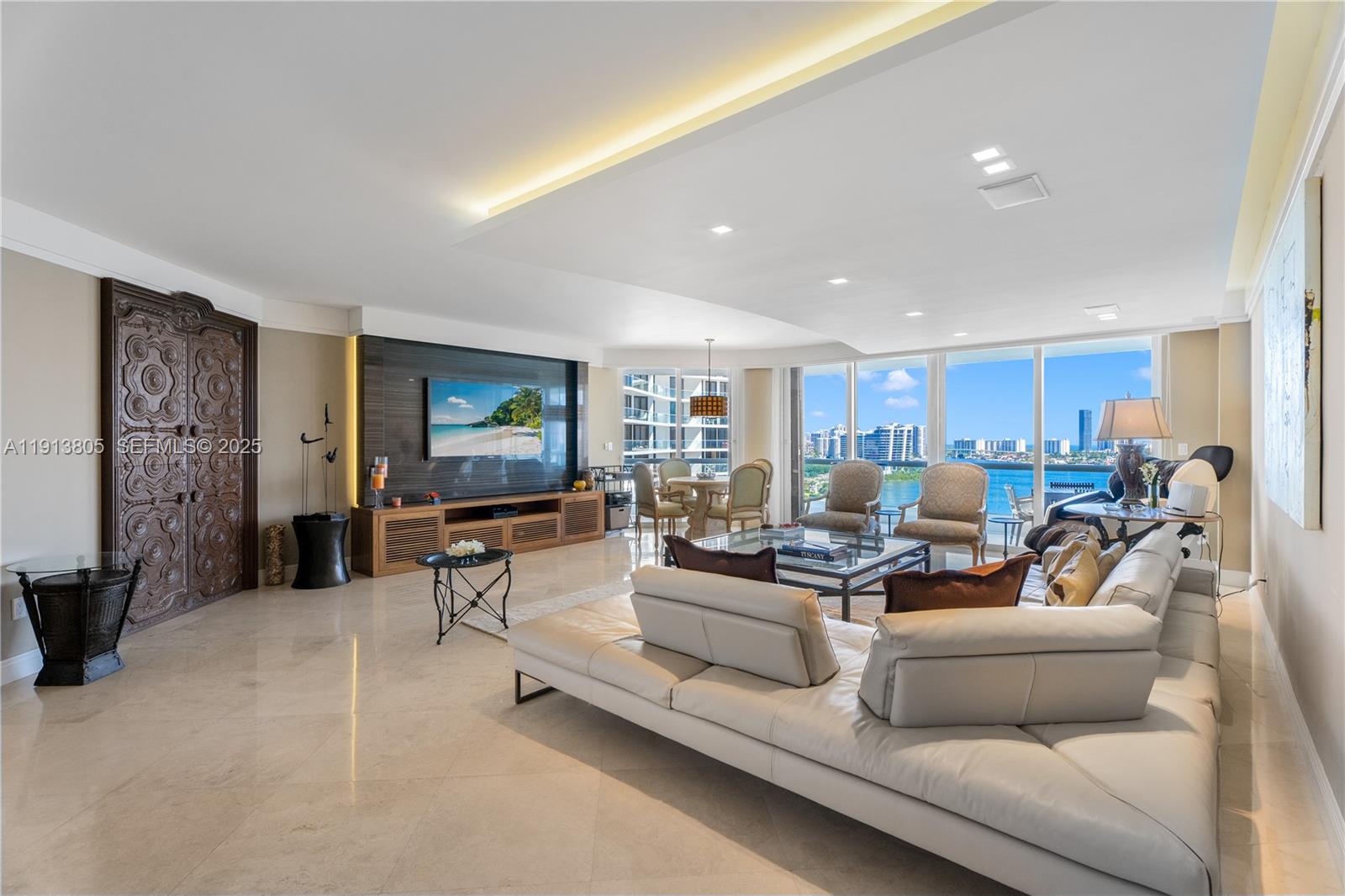 2600 Island Boulevard