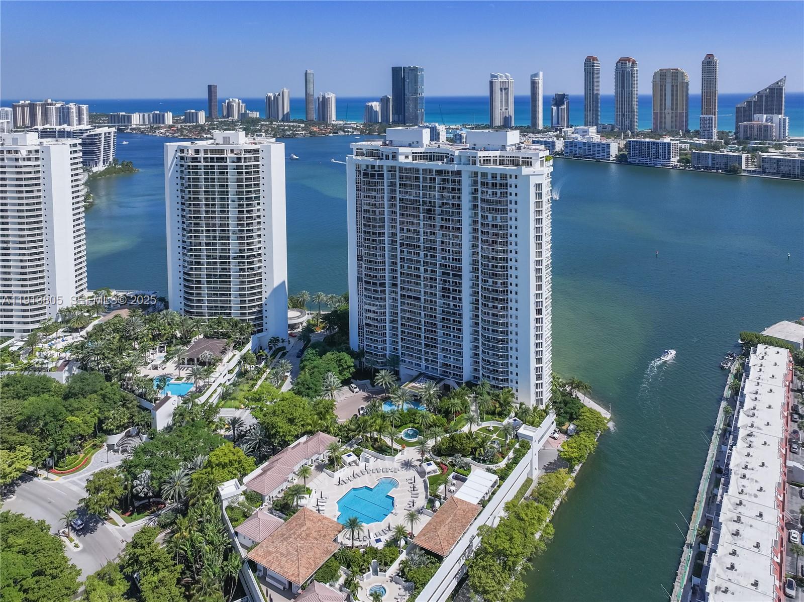 2600 Island Boulevard