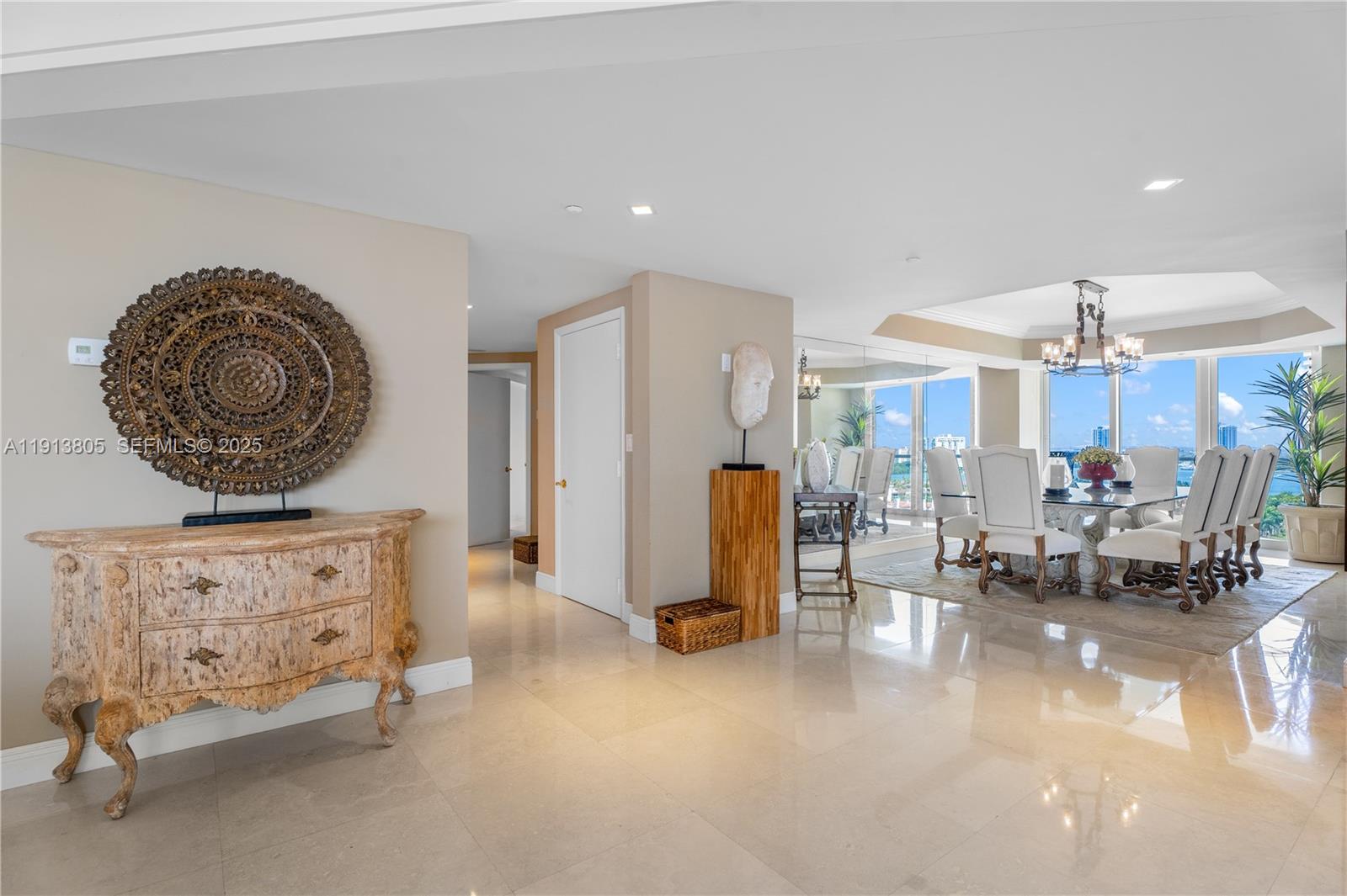 2600 Island Boulevard