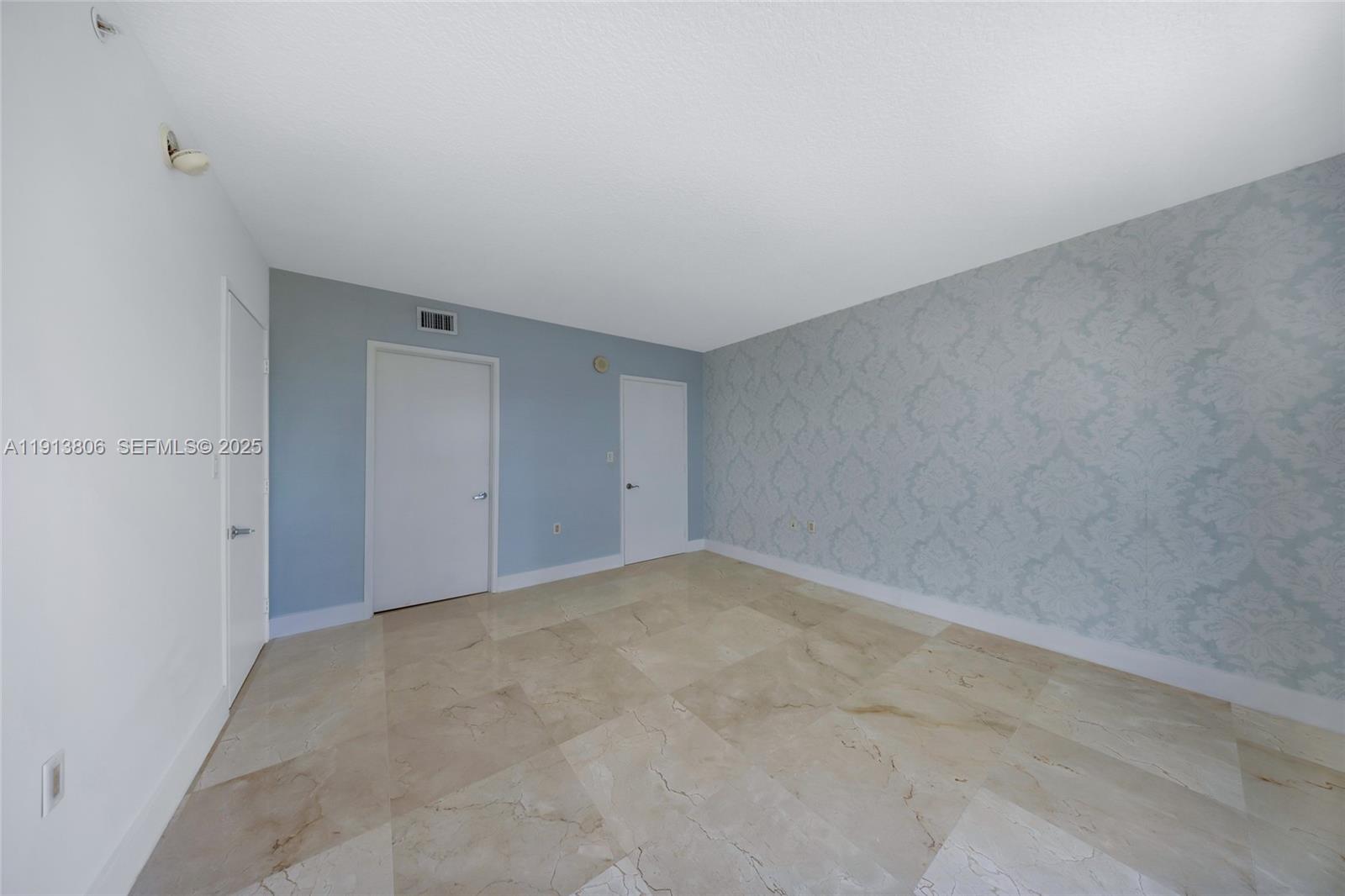 150 Sunny Isles Boulevard