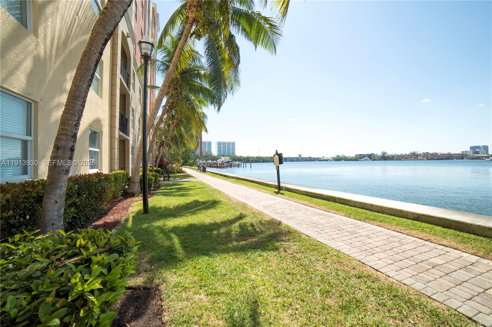 17100 N Bay Road