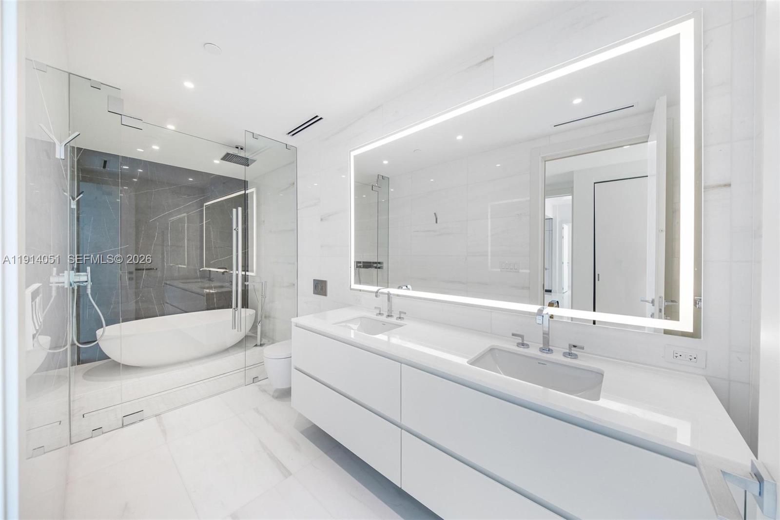 300 Biscayne Boulevard Way