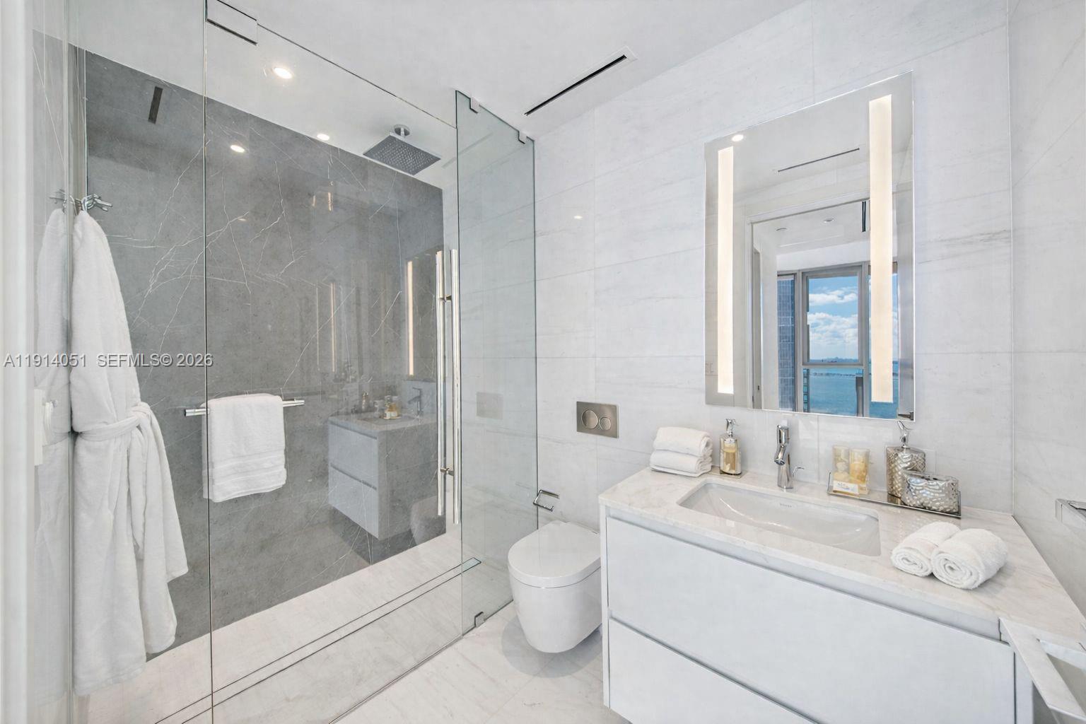 300 Biscayne Boulevard Way