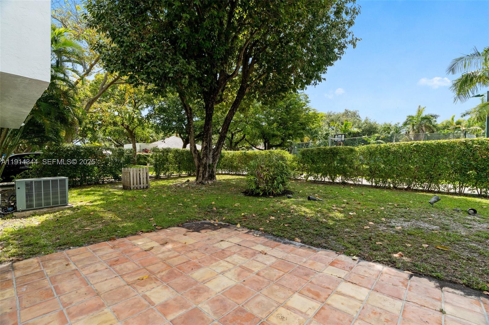 20215 W Oak Haven Circle
