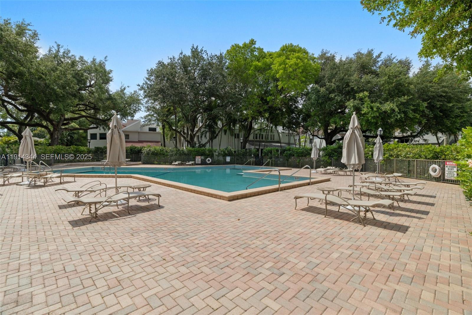 20215 W Oak Haven Circle