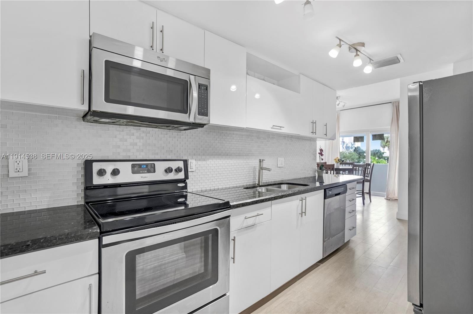 500 Bayview Drive