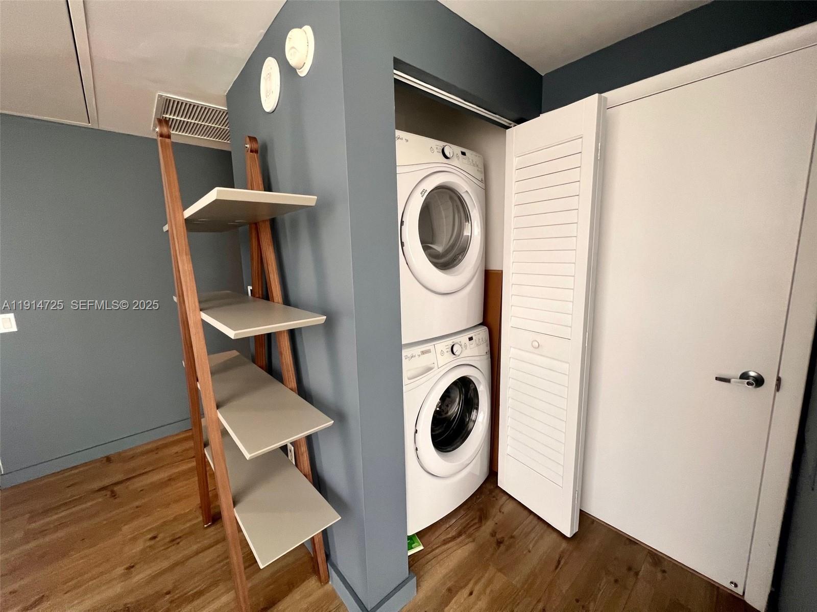 151 SE 1st Street