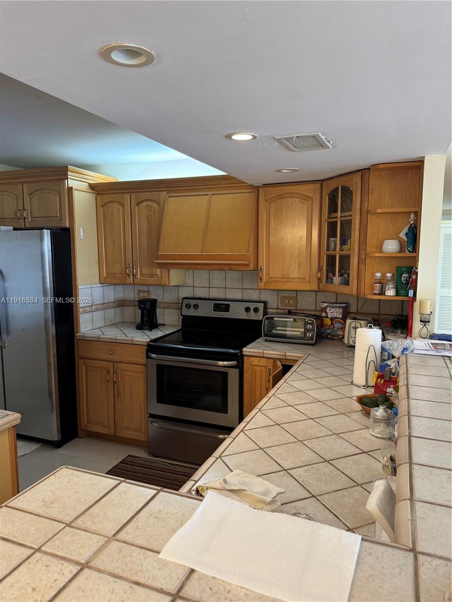 800 NE 195th Street