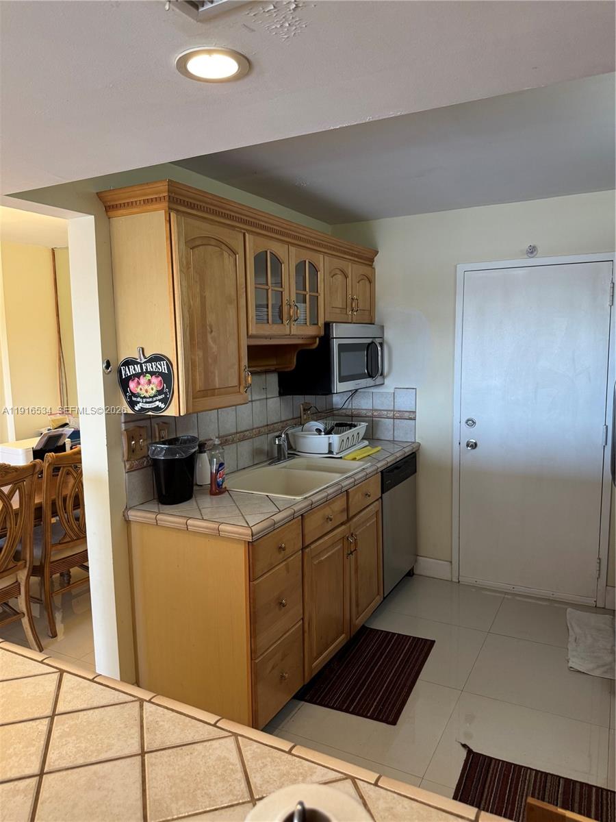 800 NE 195th Street