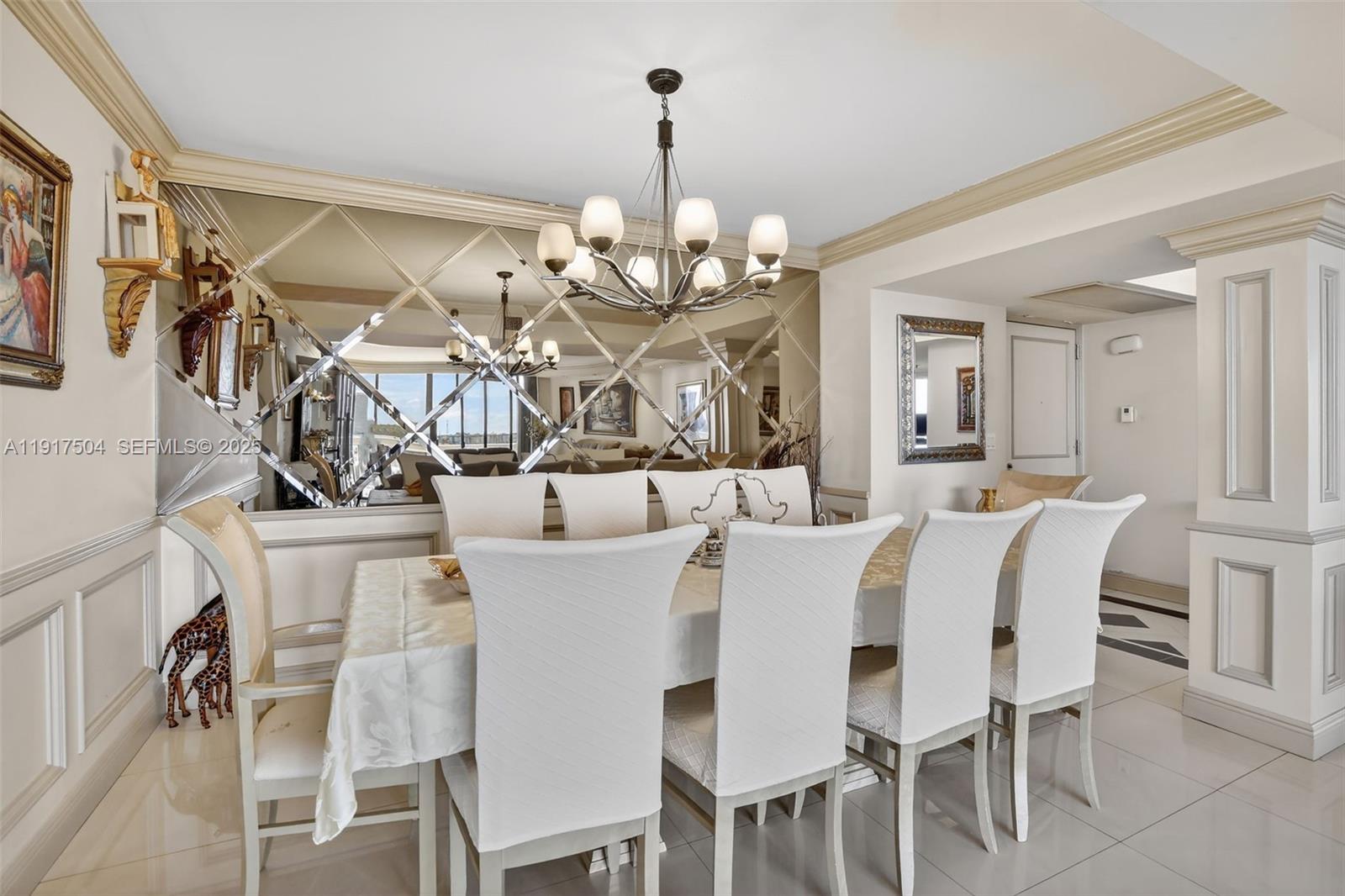 1000 Island Boulevard