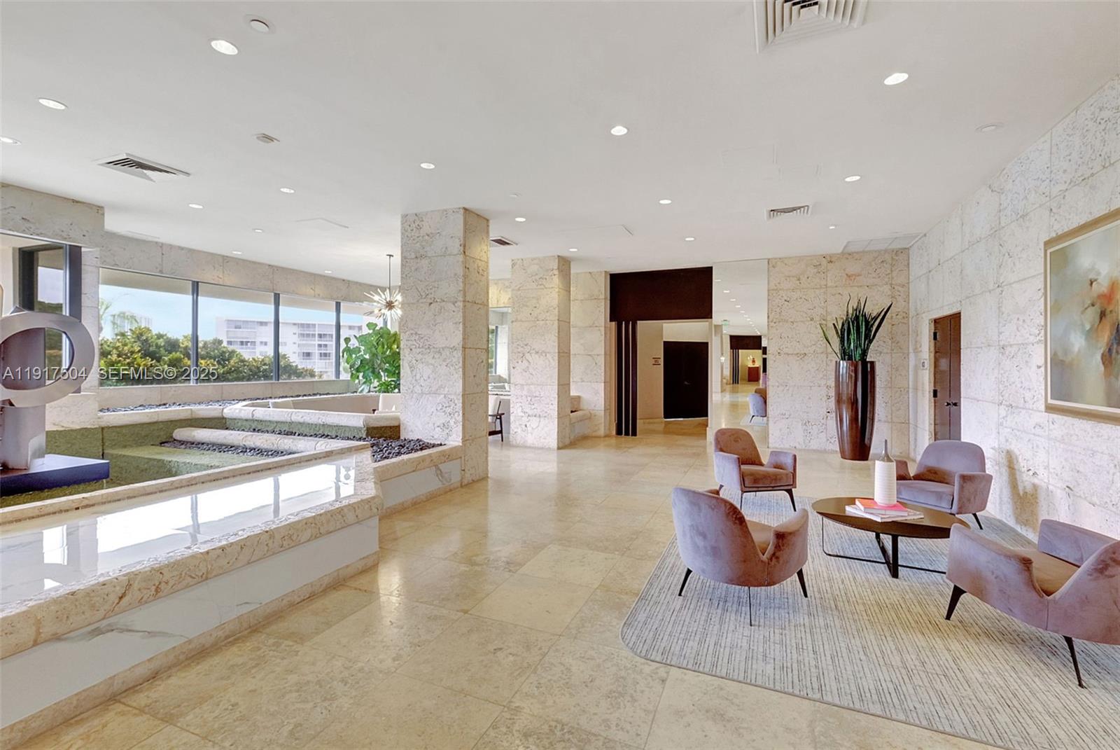 1000 Island Boulevard