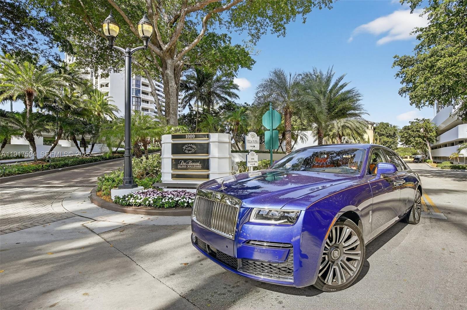 1000 Island Boulevard